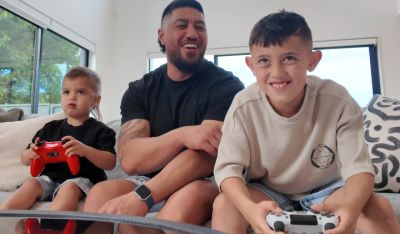 Suba de nivel: Cómo criar a un videojugador saludable y evitar la adicción a los videojuegos